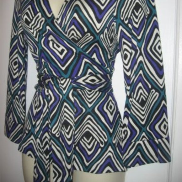 DVF Diane Von Furstenberg JILL Silk Jersey Wrap Top Vintage Diamond Tribal Green - Picture 7 of 11